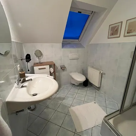 2 An Der Historischen Bahnlinie Leutkirch im Allgäu