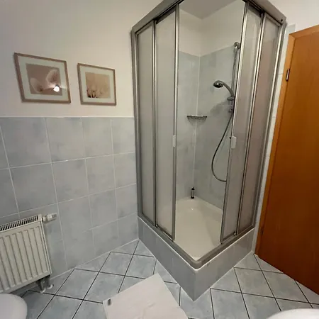 2 An Der Historischen Bahnlinie דירה